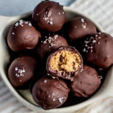 Chickpea Cookie Dough Bites
