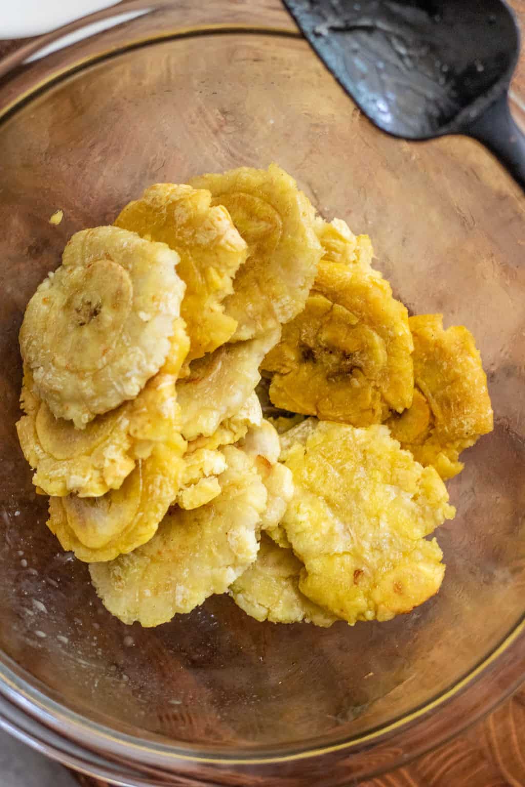 healthy-air-fryer-plantains-dominican-tostones-plant-based-rd