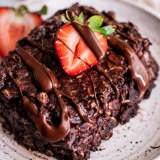 Fudgy Chocolate Baked Oats